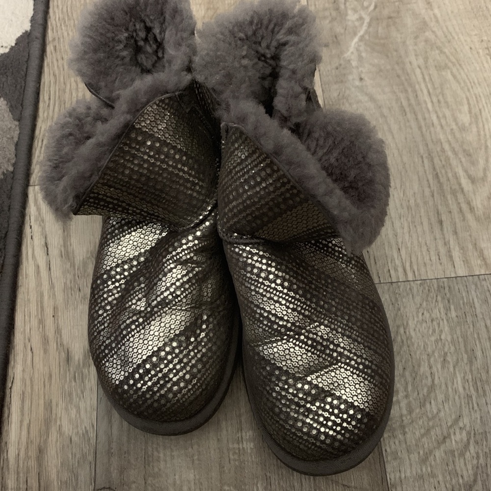 Uggs Silver boots